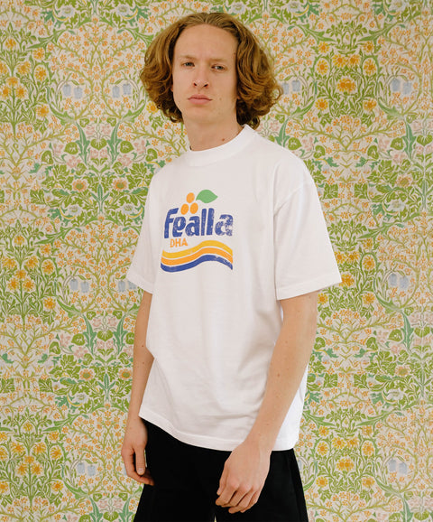 'FEANTA' T-SHIRT - FLAT WHITE