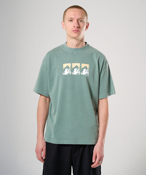 'YIKES!' T-SHIRT - VINTAGE GREEN