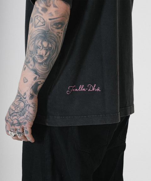 'ZOINKS' T-SHIRT - WASHED BLACK